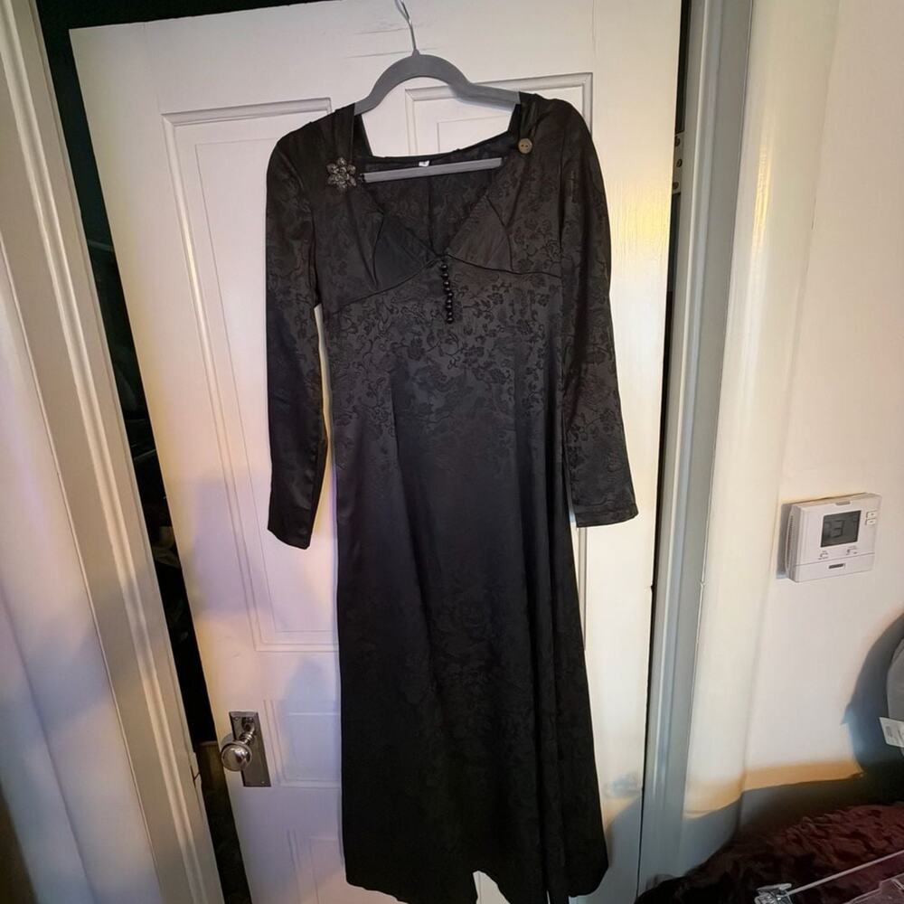 Raven Shade Dress -